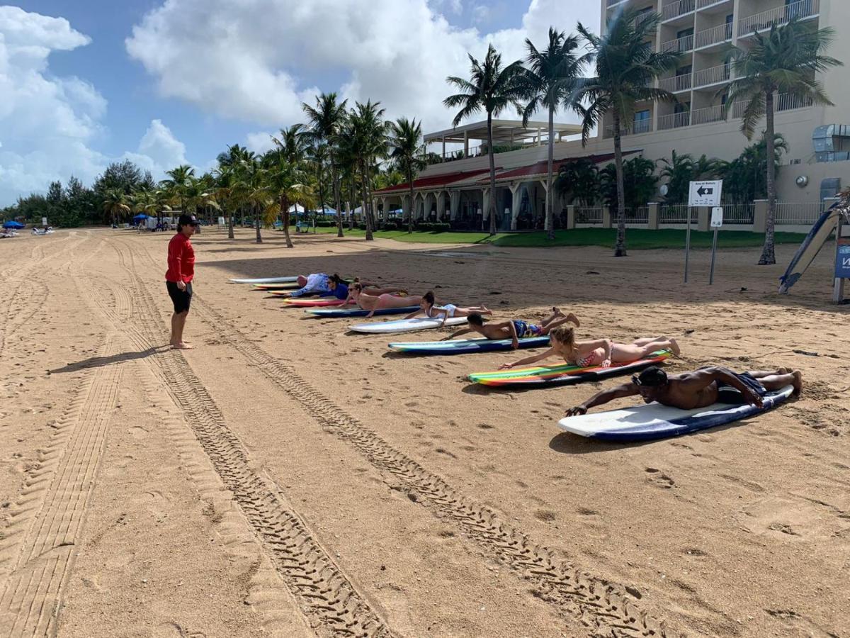 Beach Dorms San Juan Exterior photo